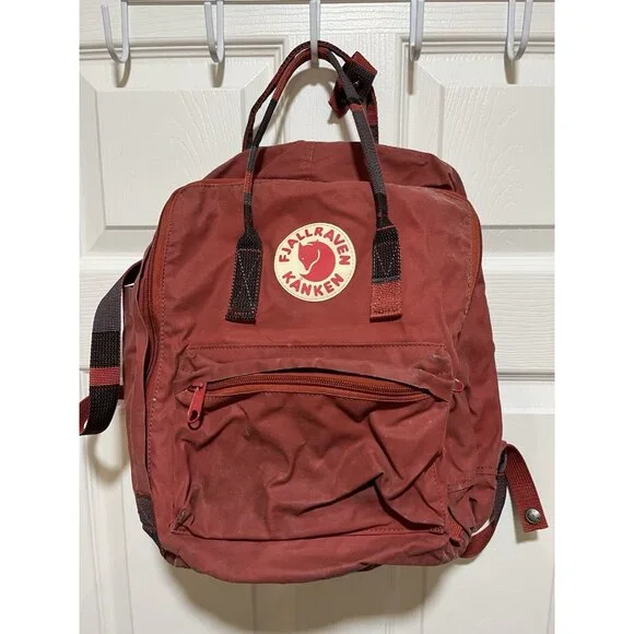 Fjallraven Kanken Classic Backpack Ox Red